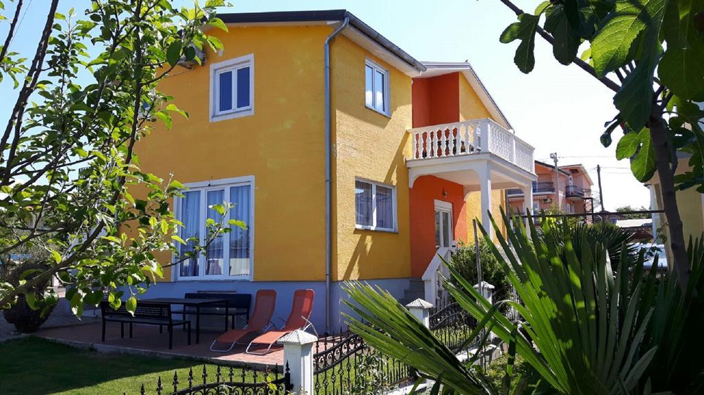 Radmani Apartments Пореч Екстериор снимка
