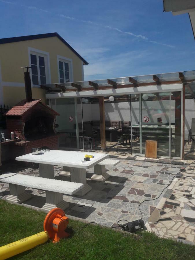Radmani Apartments Пореч Екстериор снимка