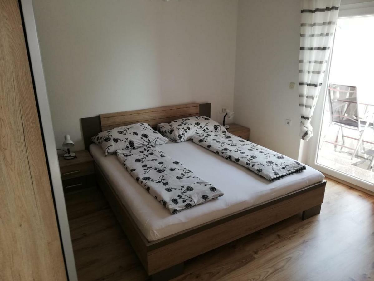 Radmani Apartments Пореч Екстериор снимка
